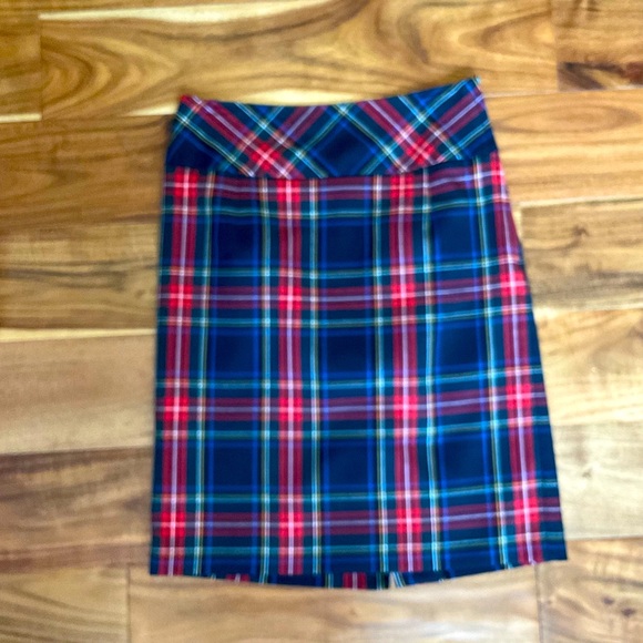 H&M Dresses & Skirts - H&M Plaid Pencil Skirt